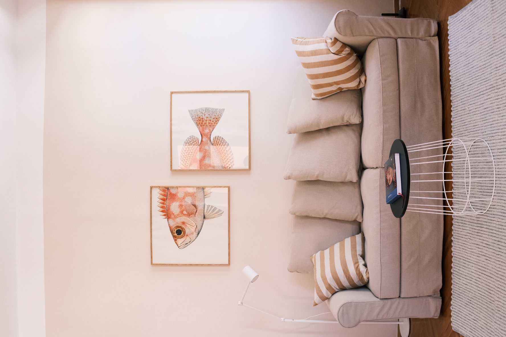 Wohnzimmer mit Couch